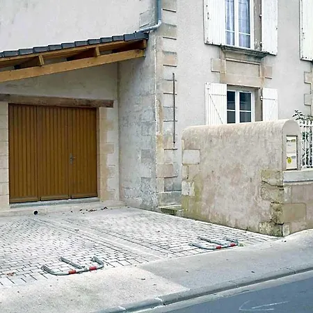 Bed and Breakfast Clos Des Moulins Πουατιέ